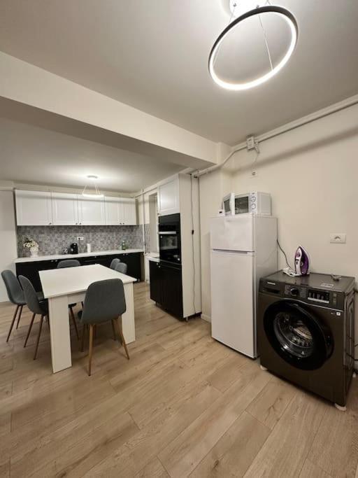 Ultracentral Luxury Apartament Timișoara Zewnętrze zdjęcie